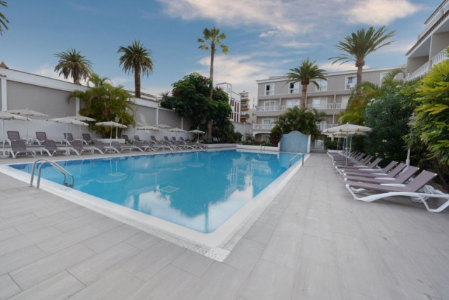 
Hotel RF San Borondon
