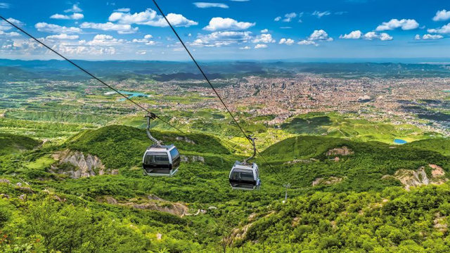 
Albánia csillagtúra
