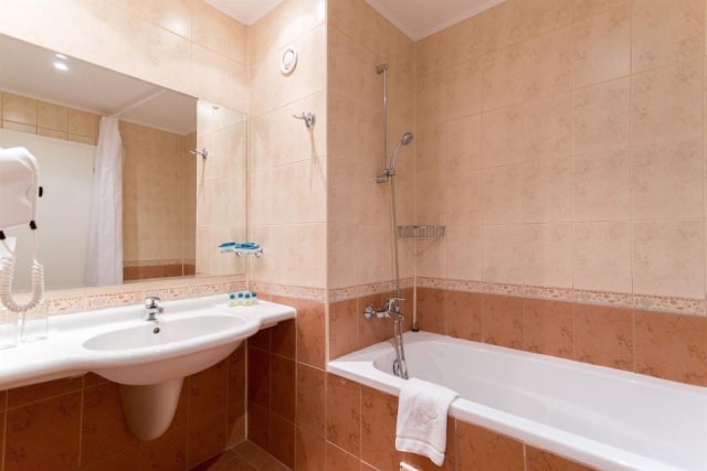 
Dit Evrika Beach Club
