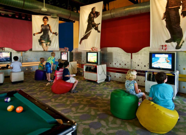 Ocean Blue & Sand Resort*****AI