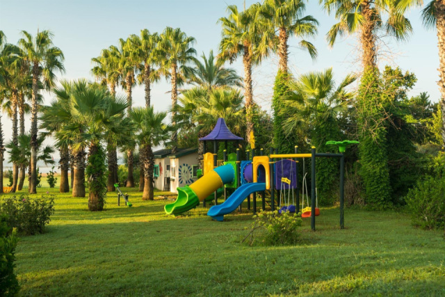 
Royal Atlantis Beach
