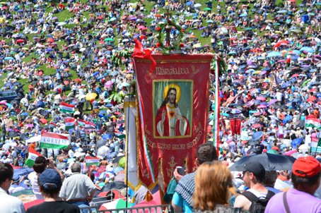 
Csíksomlyó Expressz - Különvonattal a Csíksomlyói Búcsúra
