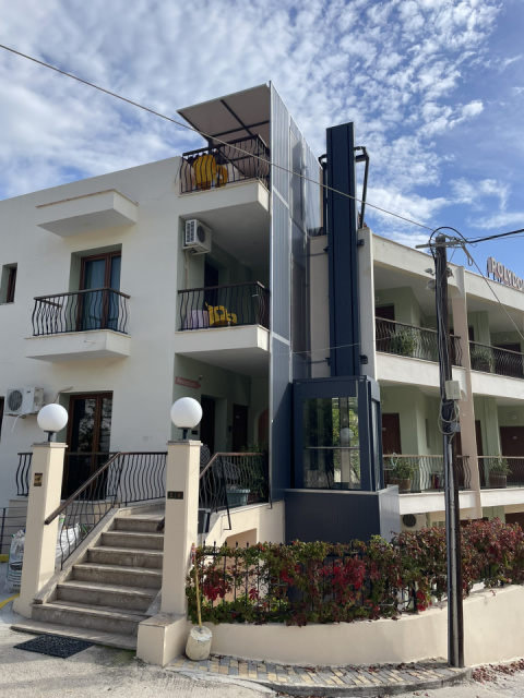 Polydor Apartmanház-TOLO