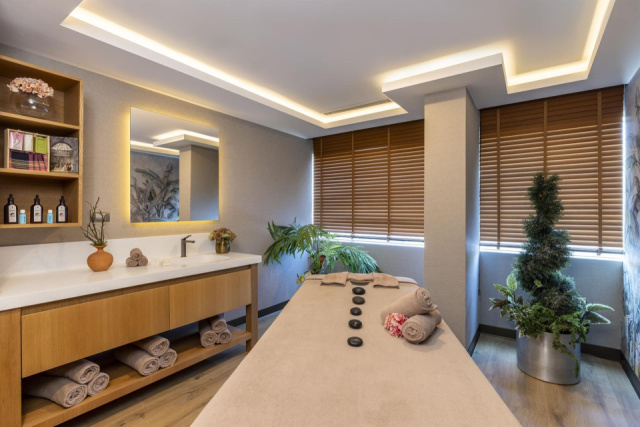 
Concorde Deluxe Resort
