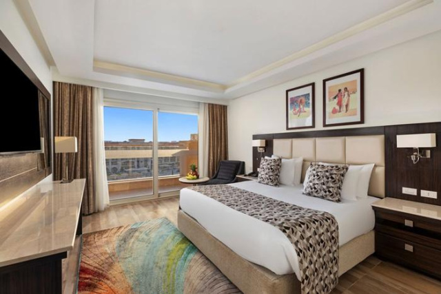 Albatros White Beach Resort*****