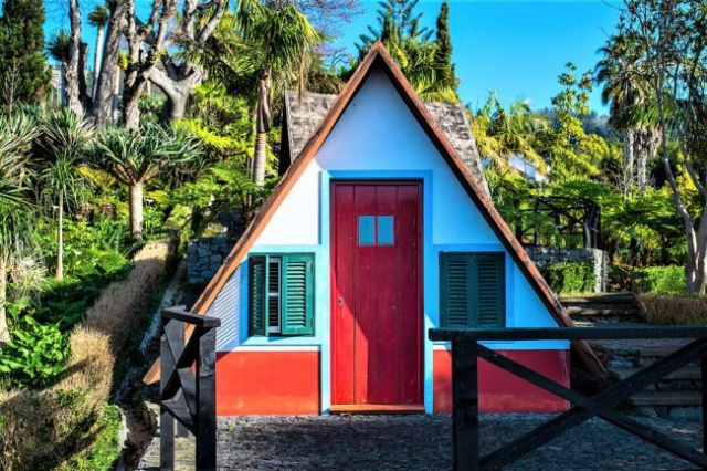 Madeira, az örök tavasz szigete - csoportos út magyar
idegenvezetővel 2026.08.17-24.