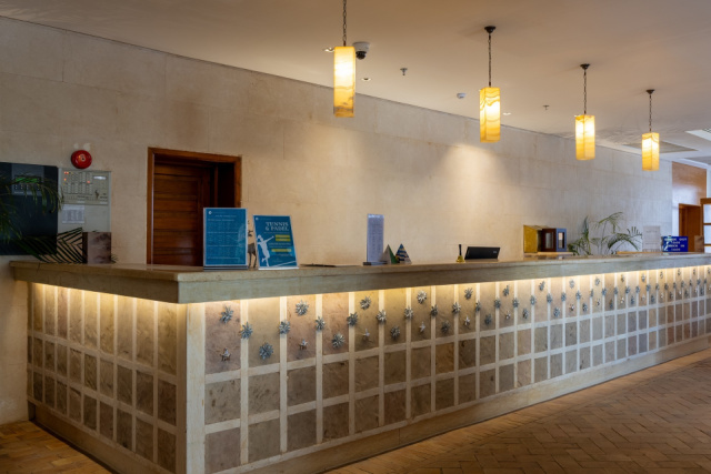 
FORT ARABESQUE BEACH RESORT & SPA - WEST BAY
