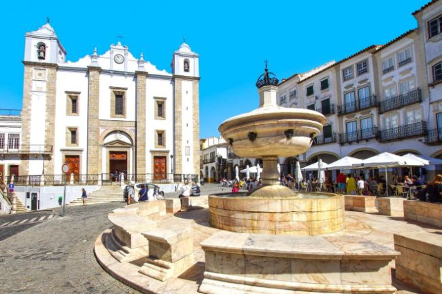 Lisszabon és környéke - csoportos csillagtúra a
pünkösdi hosszú hétvégén 2026.05.22-27.