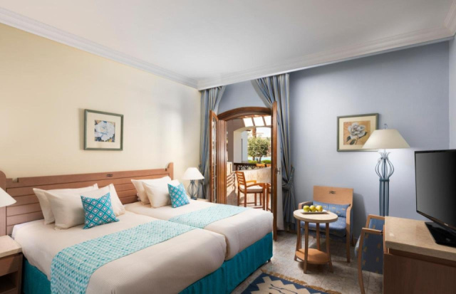 
Royal Lagoons Resort & Aqua Park
