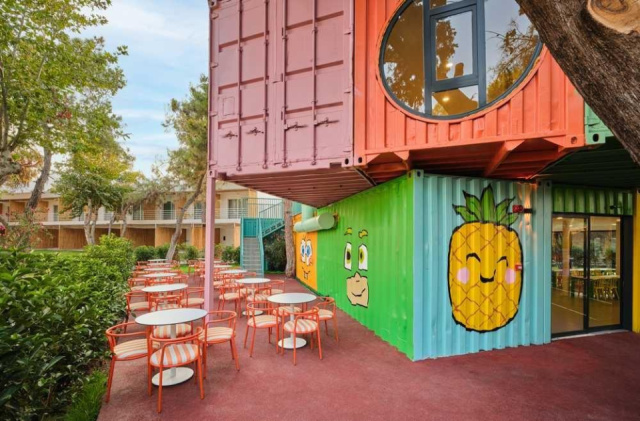 
Fashiontv Luxe Resort
