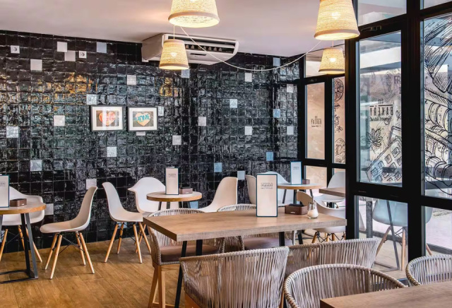 
Be live Adult Only Marivent
