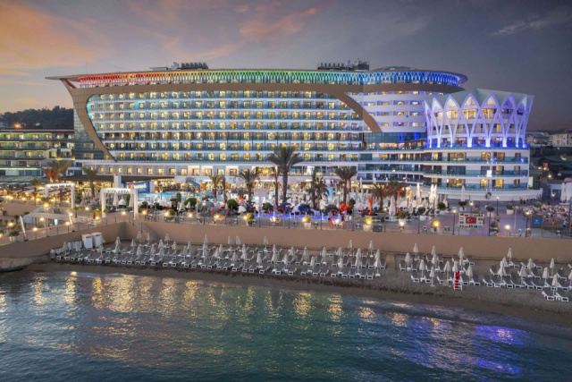 Granada Luxury Okurcalar***** -UAI