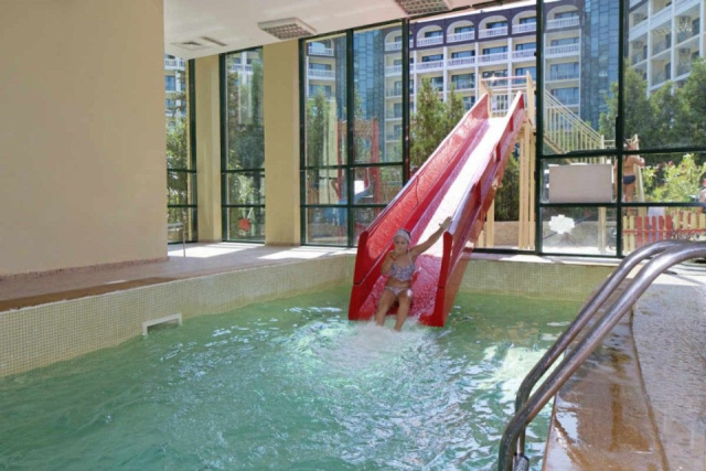 
Bulgária repülővel Budapestről 2026 8 nap/7 éj-Napospart - Mena Palace
