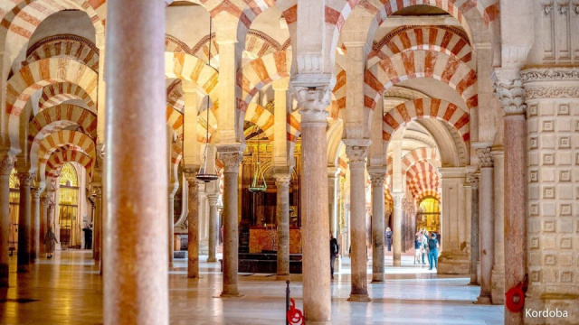 
Andalúziai napfény
