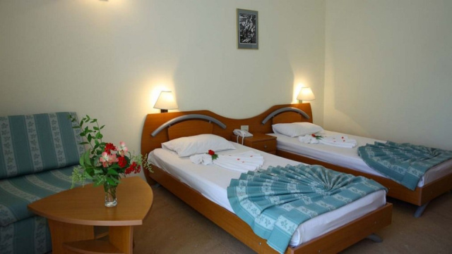 
Bulgária repülővel Budapestről 2026 8 nap/7 éj-Duni - Holiday Village komplexum
