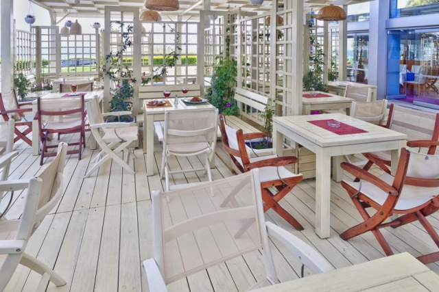 
Bulgária repülővel Debrecenből 2026 8 nap/7 éj-Neszebár - Sol Marina Palace
