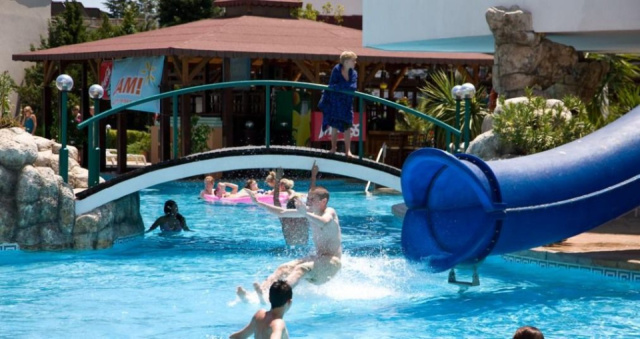 
Bulgária repülővel Debrecenből 2026 8 nap/7 éj-Napospart - Hotel Trakia
