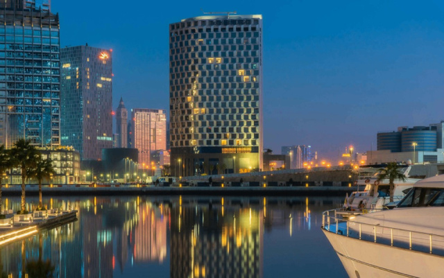 
Dubai / Hotel Indigo Dubai Downtown *****
