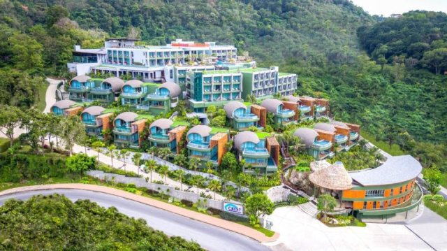 
Thaiföld - Phuket / Crest Resort & Pool Villas *****
