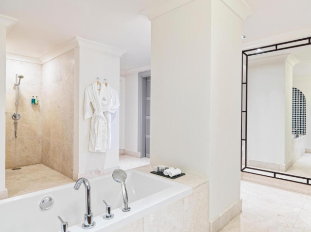 Juweira Luxury Boutique Hotel***** UAI (16+)