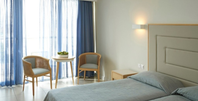 Sunrise Beach Hotel**** FP