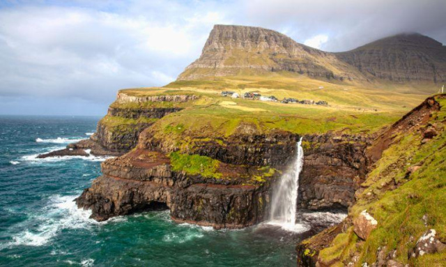 
Feröer-szigetek - Elfeledett vikingek óceáni birodalma
