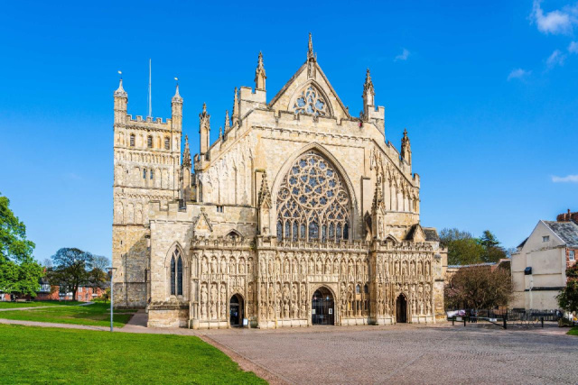 
BRIT-SZIGET DÉLI KINCSEI
