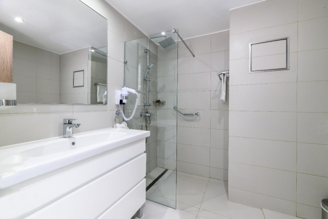 
Tasia Maris Sands Beach Hotel
