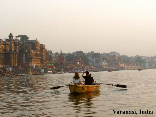 
A Gangesz szentélyei és az Aranyháromszög
