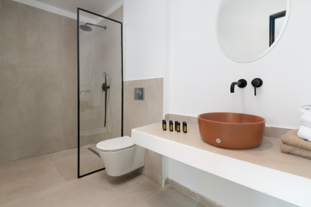 
RODOS WHITE BOUTIQUE
