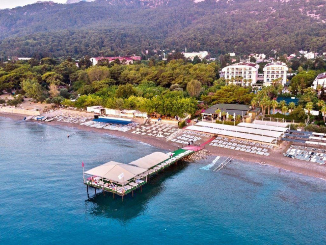 
Ring Beach Hotel
