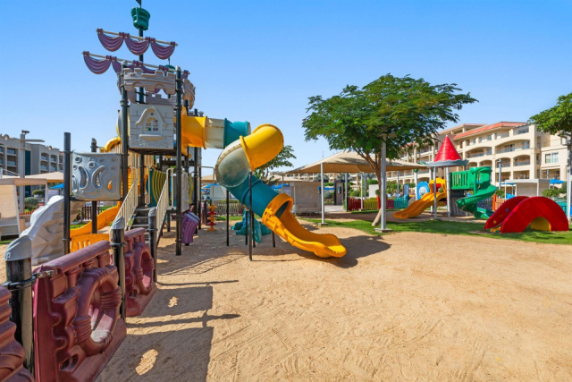 
Pickalbatros White Beach Resort Hurghada
