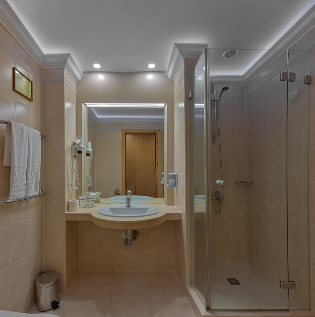 
Effect Grand Victoria (Ex. Grand Victoria)
