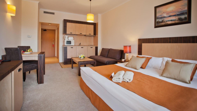 
Dit Majestic Beach Resort
