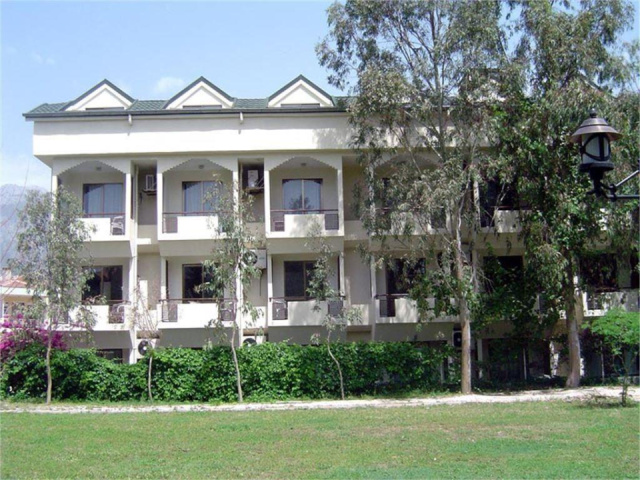 
Kaftans Hotel By Rrh&r
