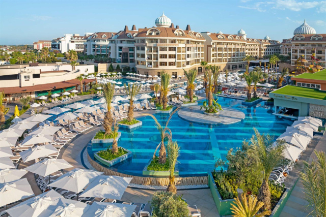 
Kirman Belazur Resort & Spa

