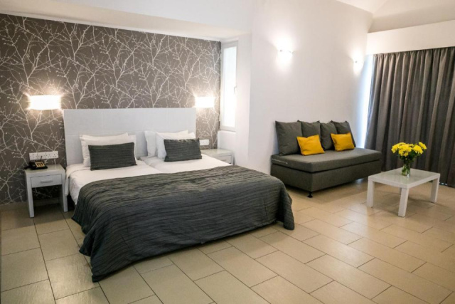 
Theo Sunset Bay Holiday Village
