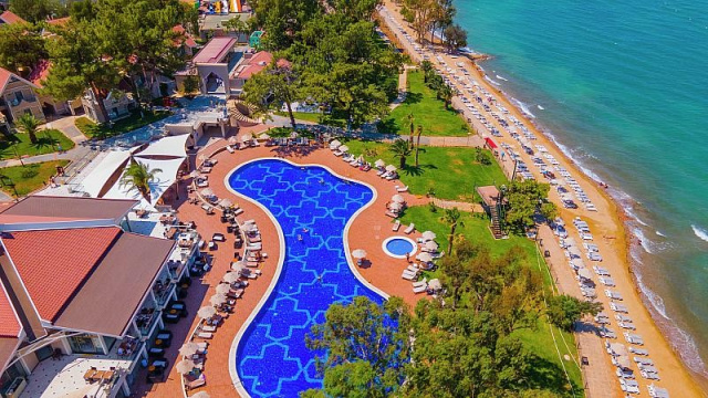 
LONG BEACH CLUB NATURE
