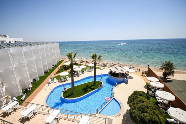 
MIMOZA BEACH HOTEL
