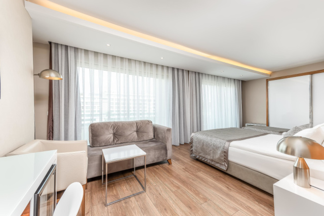 
White City Resort Hotel
