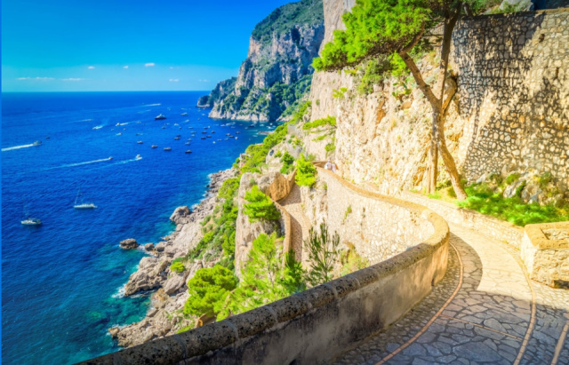 A Nápolyi-öböl kincsei