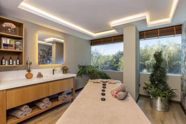 
Concorde Deluxe Resort
