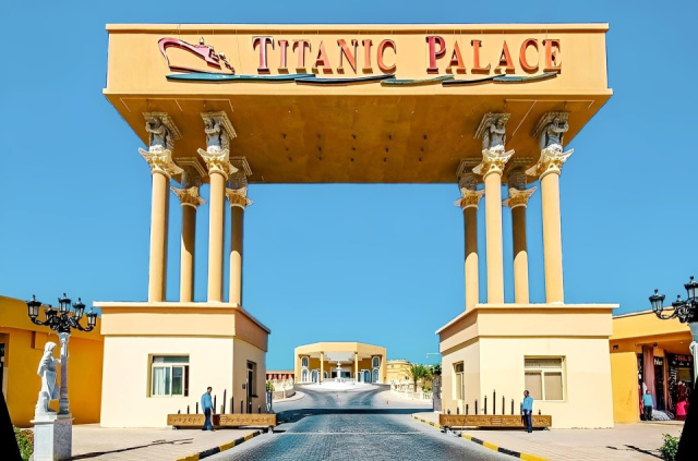 
Titanic Palace Resort
