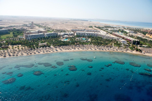 
FORT ARABESQUE BEACH RESORT & SPA - WEST BAY
