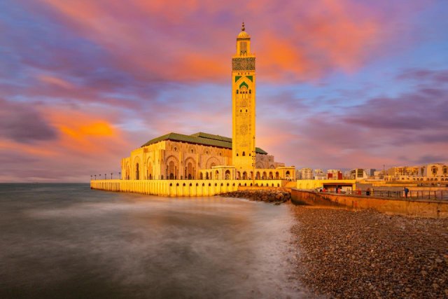 
MAROKKÓI NAGYKÖRÚT ŐSSZEL
