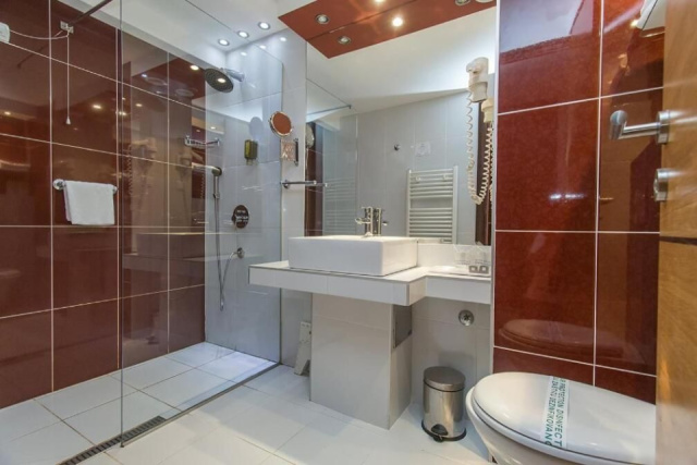 
Montenegró egyénileg 2026 - Petrovac 7 éj - Hotel Palas
