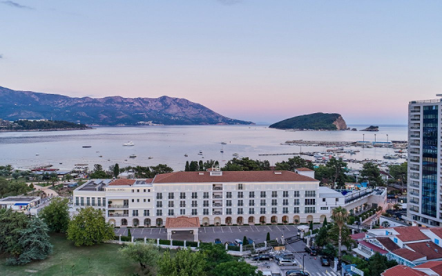 
Montenegró egyénileg 2026 - Budva/7 éj - Hotel Budva
