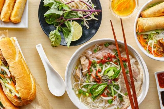 Vietnám: a Vörös-folyótól a Kilenc Sárkányig – nagy
körutazás magyar idegenvezetéssel 2026.11.27.-12.11.