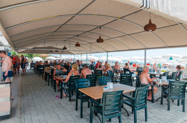 
The Lumos Deluxe Resort
