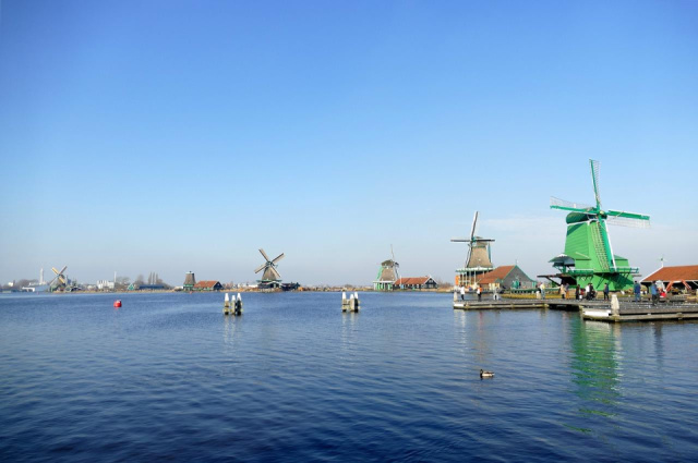 
BENELUX NAGYKÖRUTAZÁS - Brüsszel, Antwerpen, Amszterdam. Hága, Delft, Zaanse Schans skanzen, Keukenhof vagy Volendam
